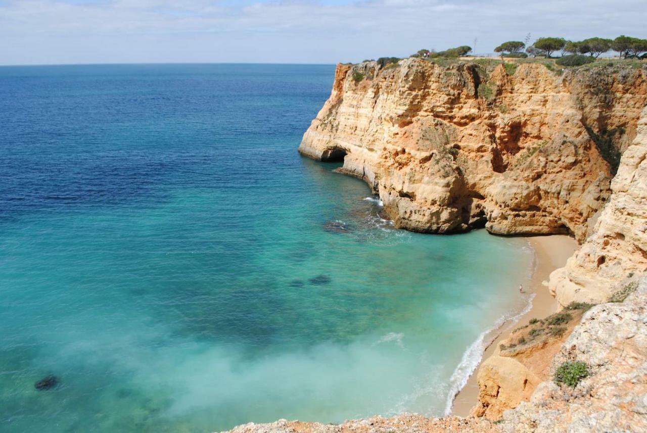Casa Franki - Stylish And Large Beach Apartment In Algarve Carvoeiro  Dış mekan fotoğraf